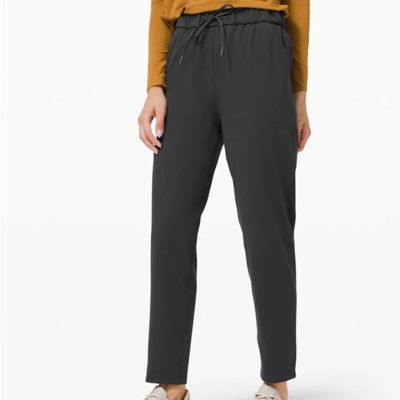 Lululemon sz 8 Keep Moving Pant 7/8 High-Rise Graphite Grey like new condition - Picture 1 of 13